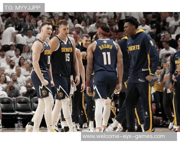 布劳恩遗憾未能挑战老队友小乔丹隔扣机会引发热议