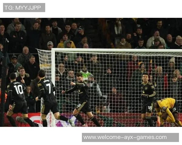 英超历史上曼联主场半场领先全场不败场次达到327场创下新纪录